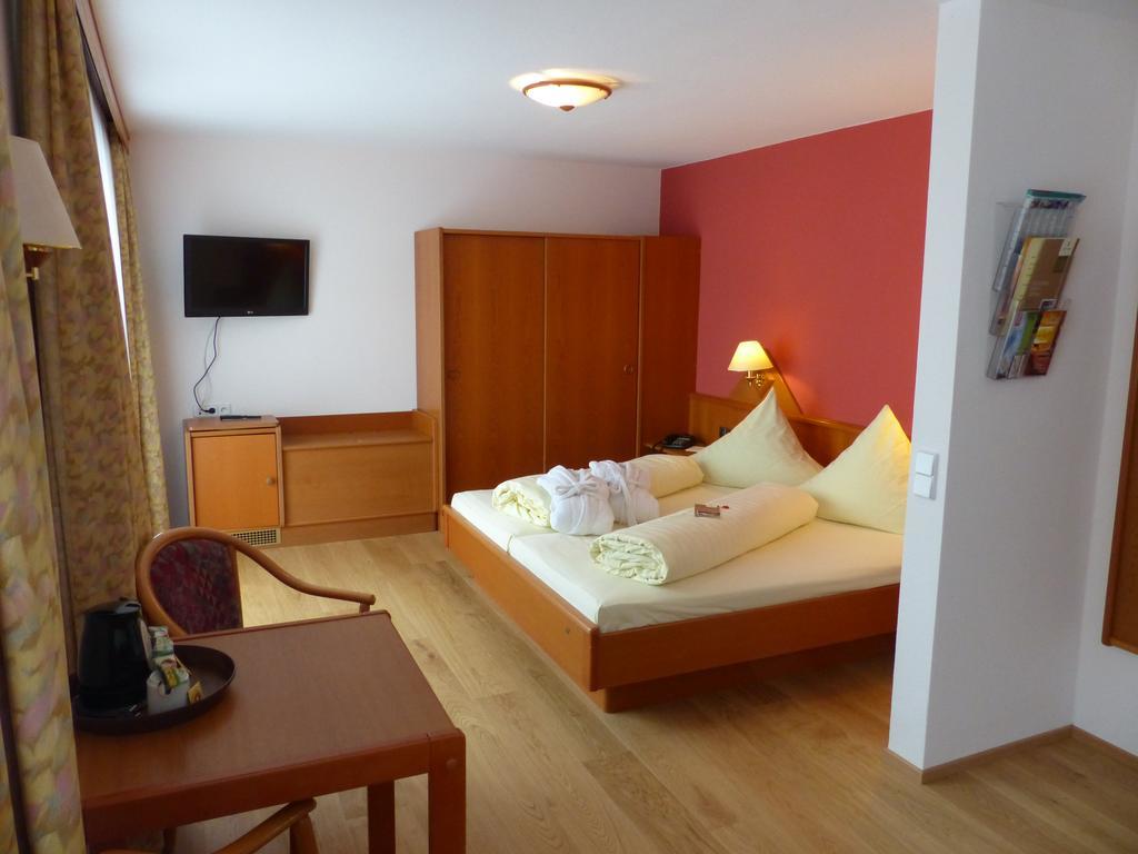 Hotel Herrmann Muensingen Luaran gambar